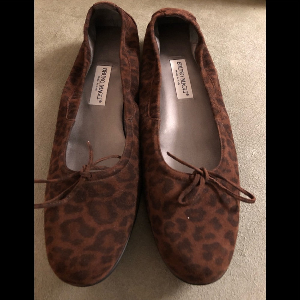 Vintage Bruno Magli leopard ballet slippers